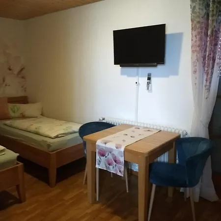 Meyerhof Δωμάτια σε οικογενειακή κατοικία