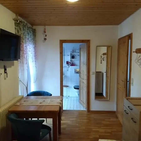 Δωμάτια σε οικογενειακή κατοικία Meyerhof Wittenweier